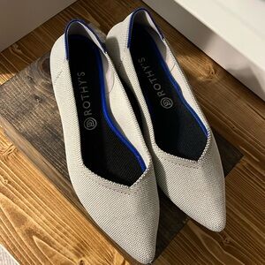 Rothy’s (11) light gray pointed toe flats